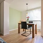 Sibbliem Luxury بيت للعطل